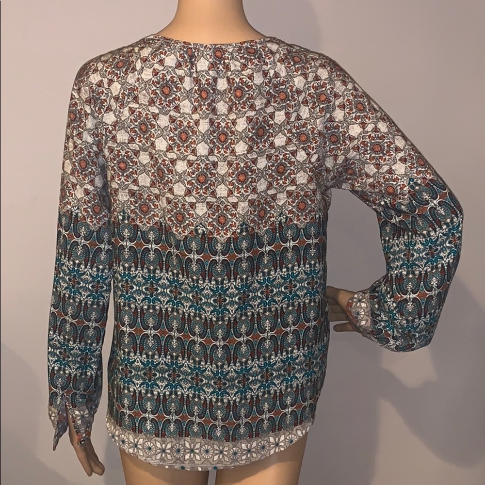Button up top - Picture 6 of 6